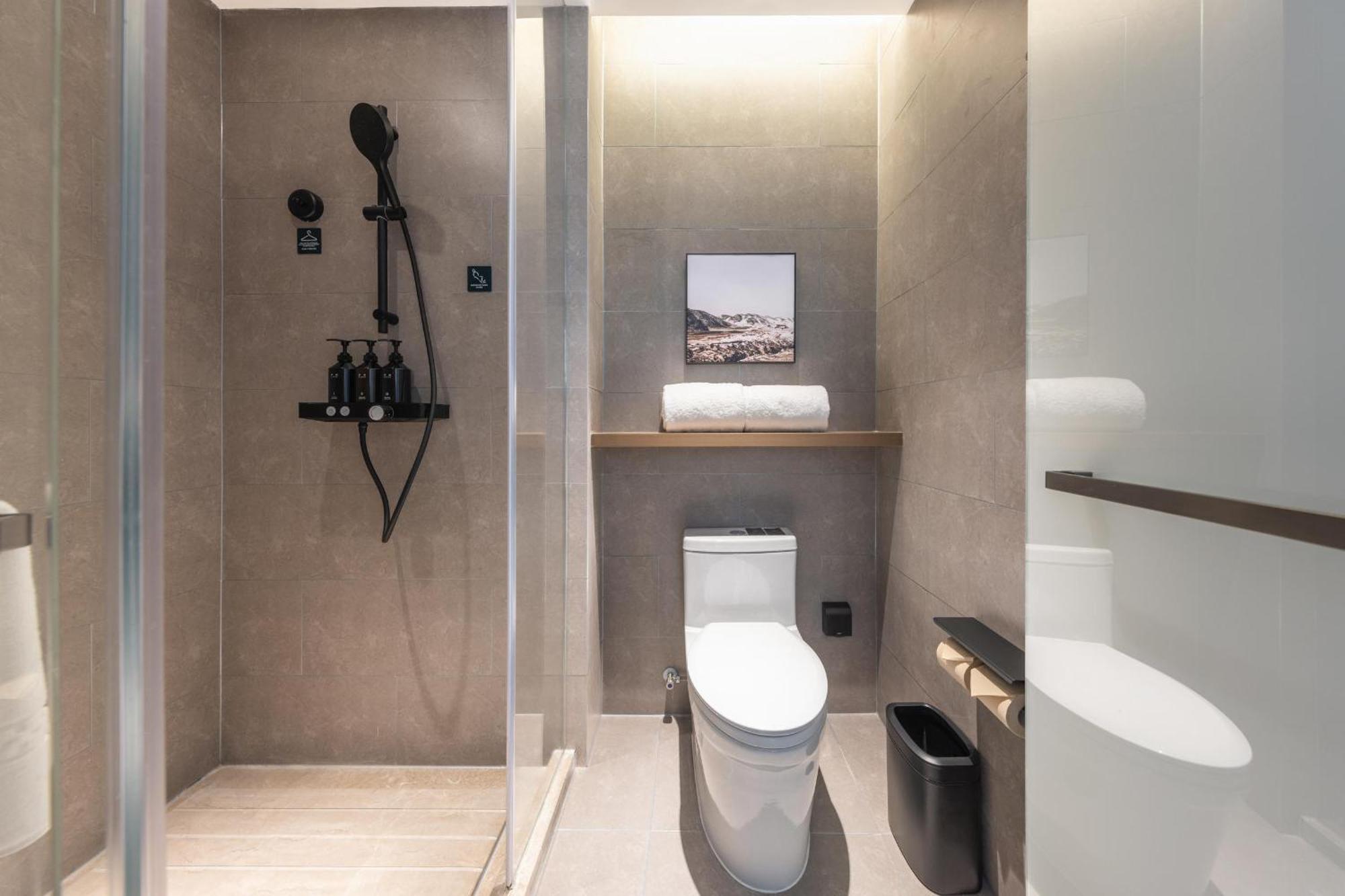 Atour Hotel Wuhan Chuhe Han Street Hongshan Plaza Eksteriør bilde